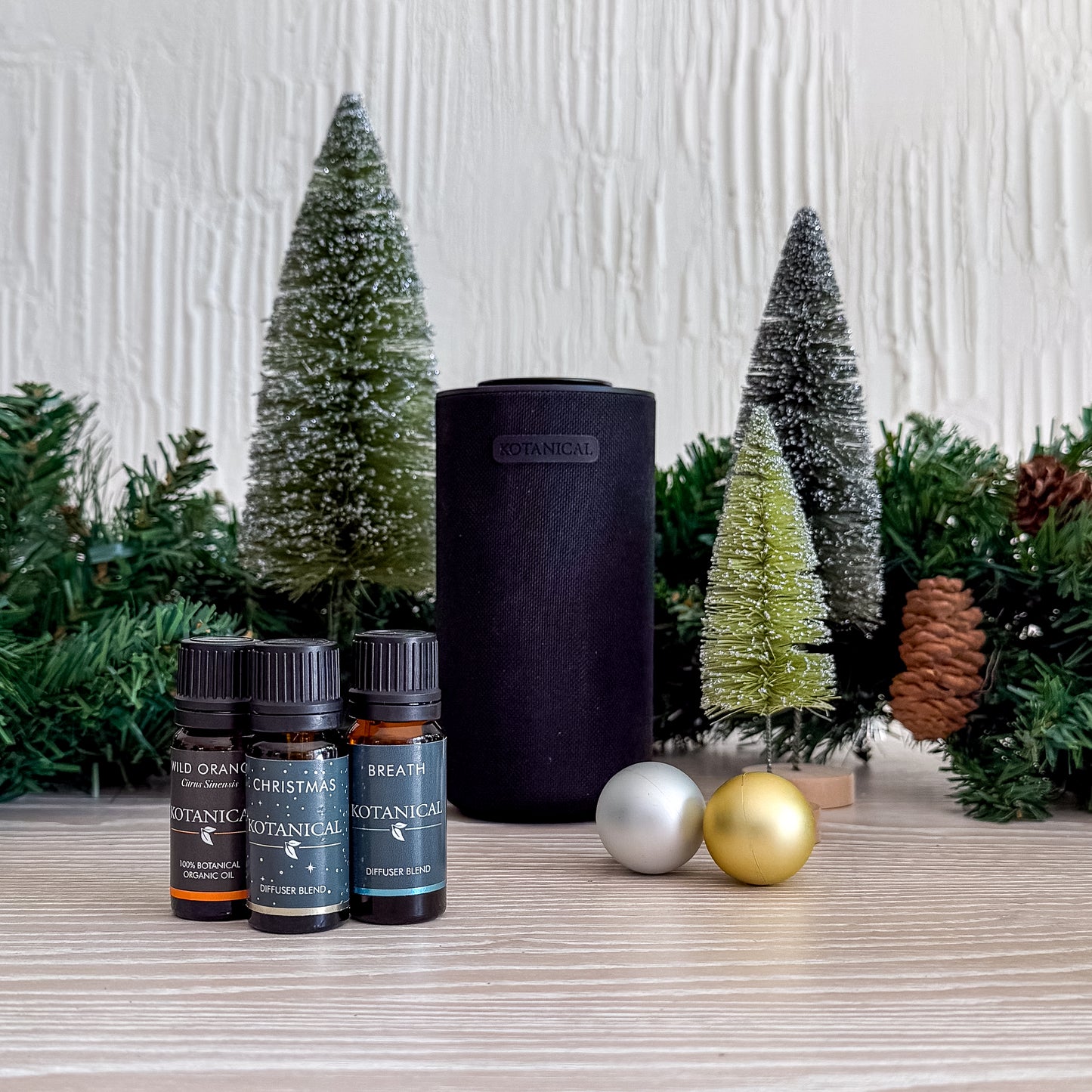 Rechargeable Diffuser Holiday Bundle (Black)